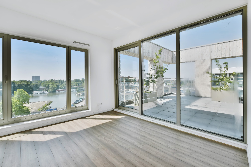 Valparaiso Picture Window